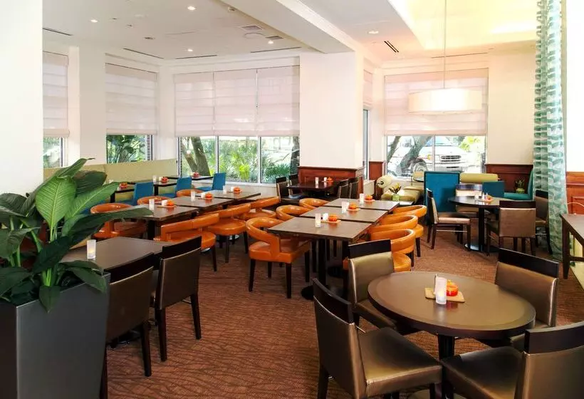 هتل Hilton Garden Inn Tampa East/brandon