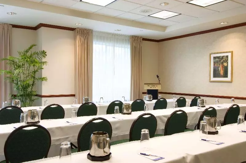 هتل Hilton Garden Inn Tampa East/brandon