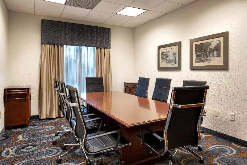 Holiday Inn Express Hotel And Suites Arcadia By Ihg