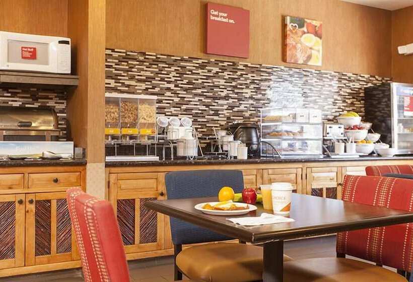 فندق Holiday Inn Express & Suites