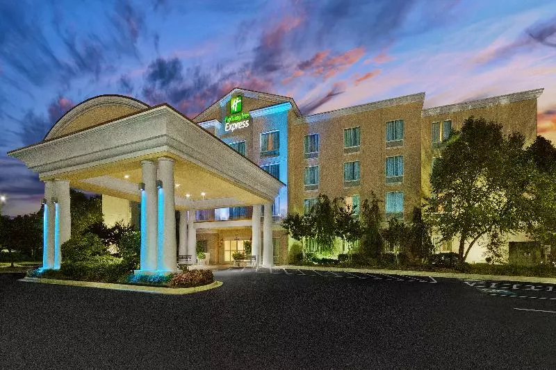 Holiday Inn Express Hotel & Suites   Concord, An Ihg