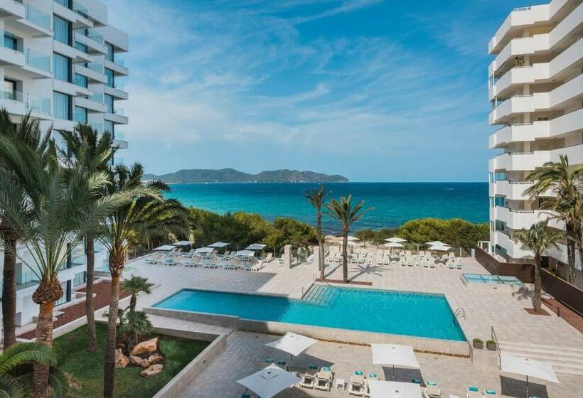 Отель Iberostar Waves Cala Millor - Adults Only