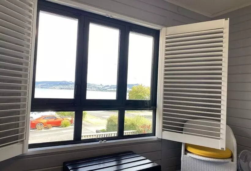 فندق Lakefront Lodge Taupo