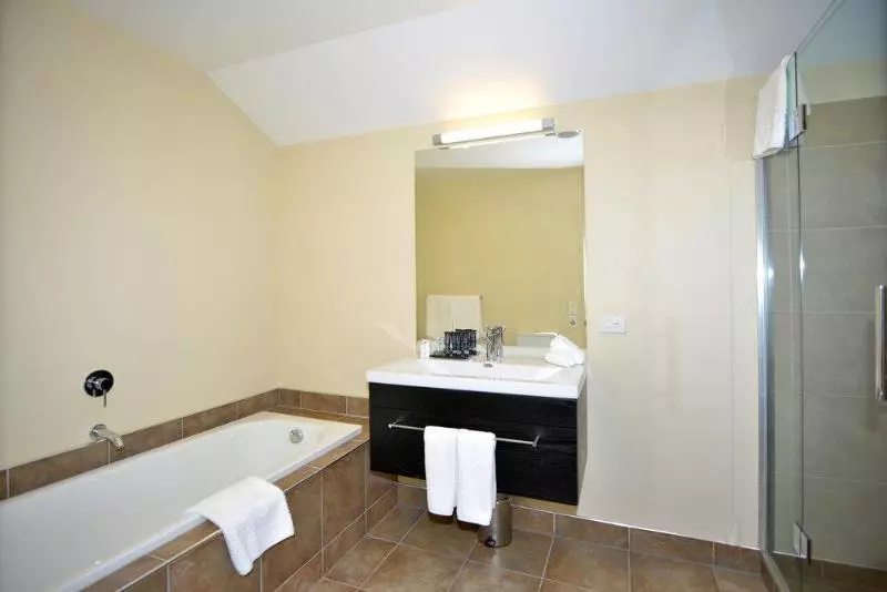 Отель Mantra Lake Tekapo