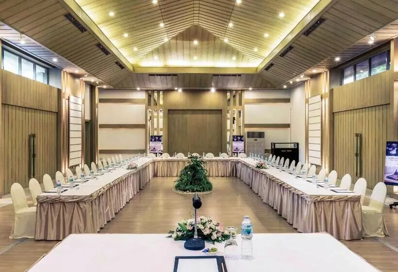 בית מלון כפרי Mercure Koh Chang Hideaway