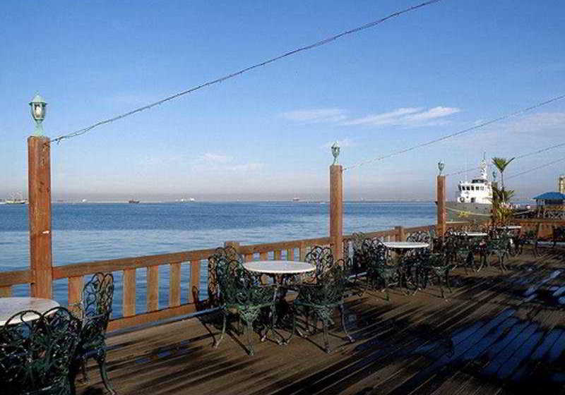 Otel Pantai Gapura Makassar