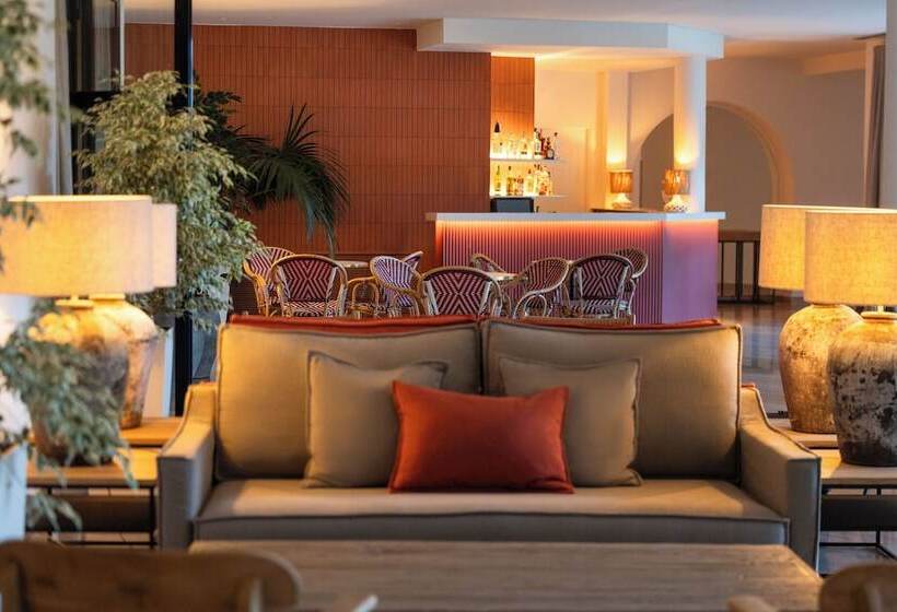 Отель Sa Punta Adults Only