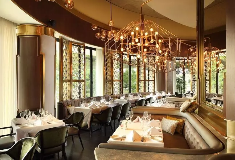 בית מלון כפרי Somerset Grand Citra Jakarta