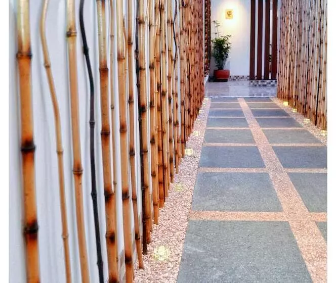 Sukajadi Hotel, Convention And Gallery
