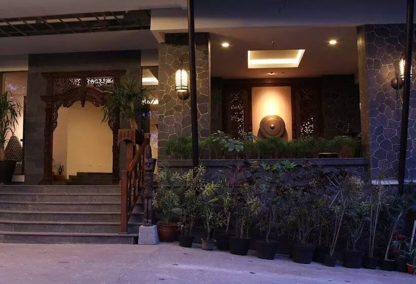 Sukajadi Hotel, Convention And Gallery