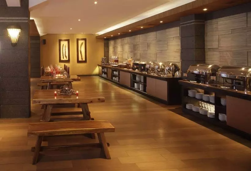 Sukajadi Hotel, Convention And Gallery
