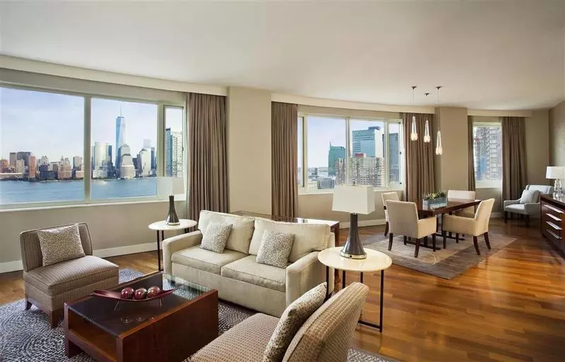 호텔 The Westin Jersey City Newport