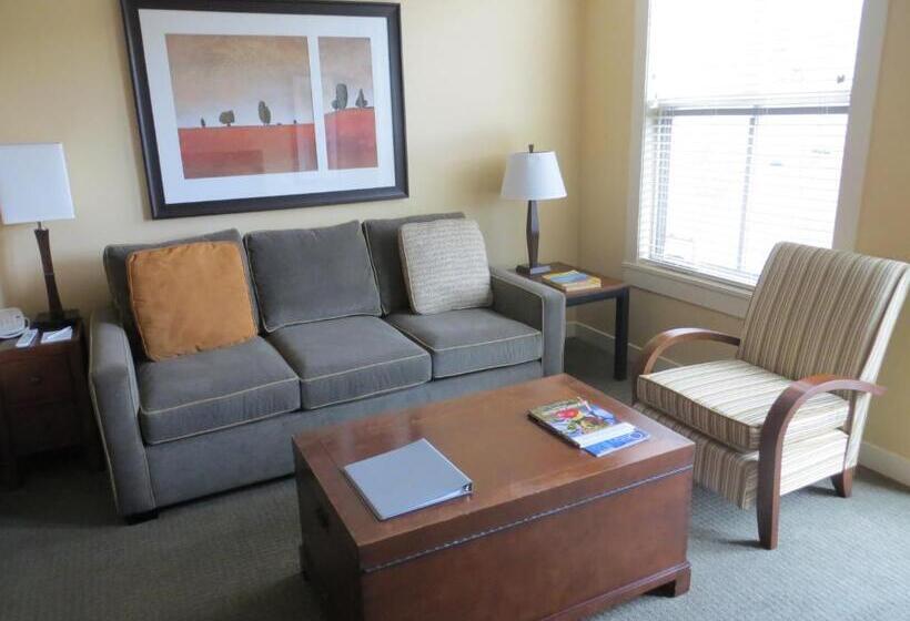 酒店 Walnut Beach Resort