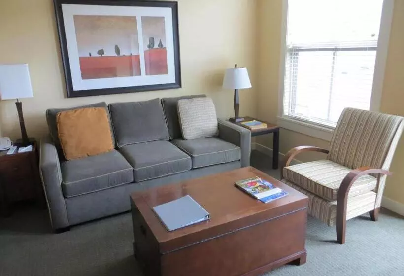 酒店 Walnut Beach Resort