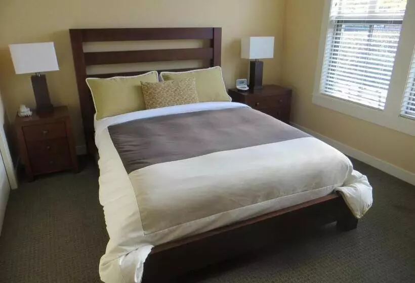 酒店 Walnut Beach Resort