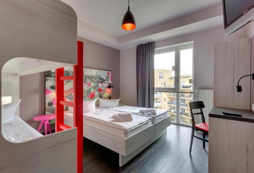 Meininger Hotel Berlin Alexanderplatz