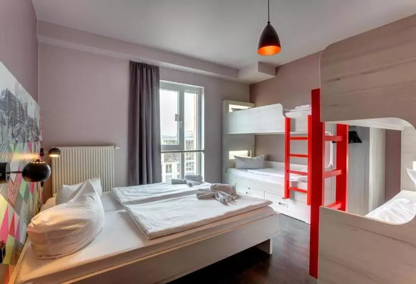 Meininger Hotel Berlin Alexanderplatz