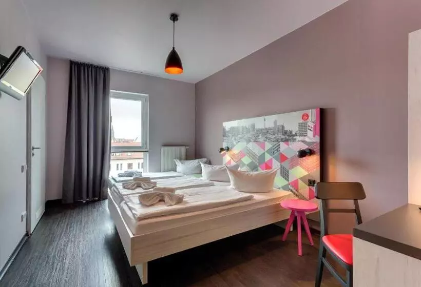 Meininger Hotel Berlin Alexanderplatz