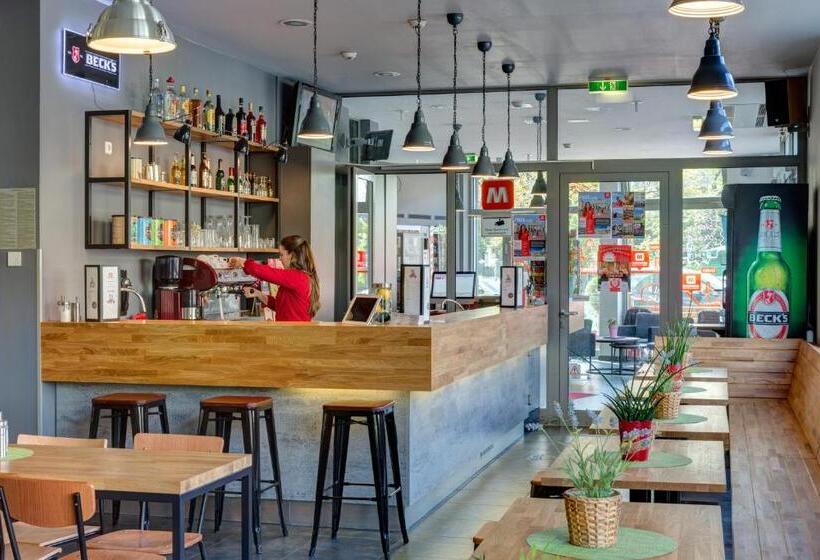 Meininger Hotel Berlin Alexanderplatz