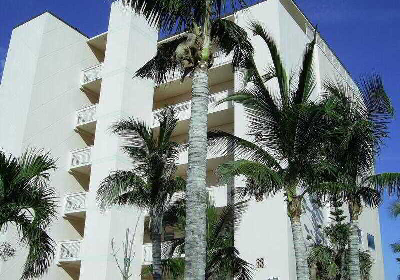 فندق على الطريق Sun Tower Hotel & Suites On The Beach