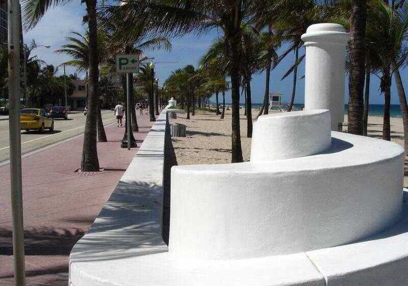 فندق على الطريق Sun Tower Hotel & Suites On The Beach