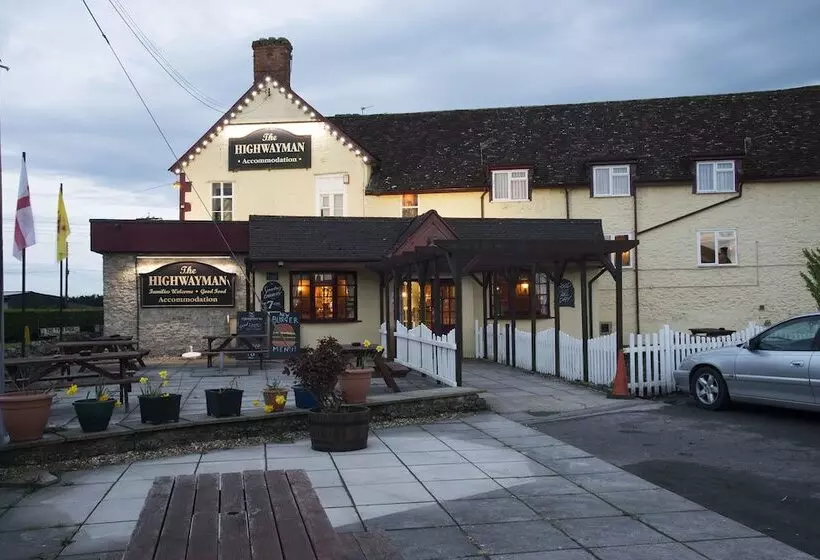 The Highwayman Inn