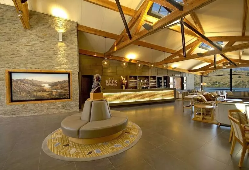 The Rees Hotel & Luxury Apartments