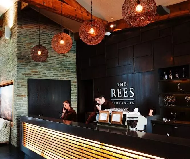 The Rees Hotel & Luxury Apartments
