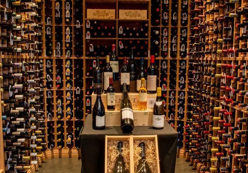 The Rees Hotel & Luxury Apartments