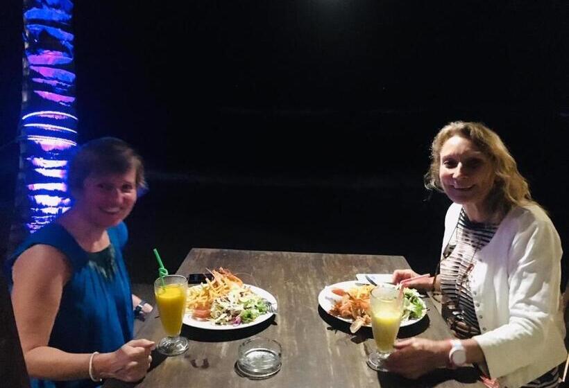 Bed and Breakfast Fantasea Villa