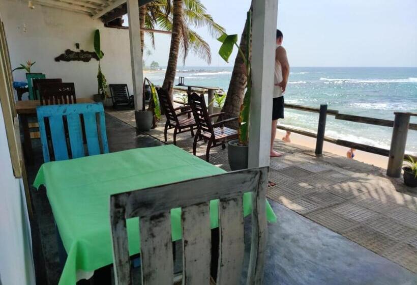 Bed and Breakfast Fantasea Villa