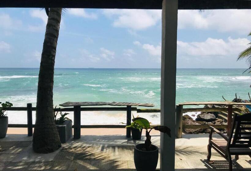 Bed and Breakfast Fantasea Villa