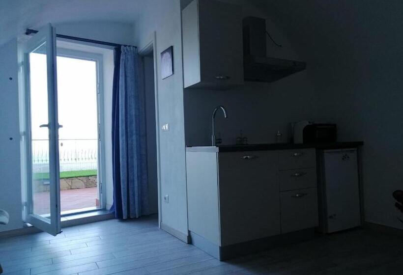 هتل Agriturismo Un Mare Di Fiori