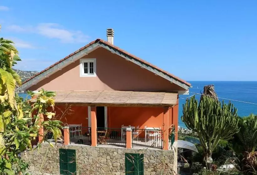 ホテル Agriturismo Un Mare Di Fiori