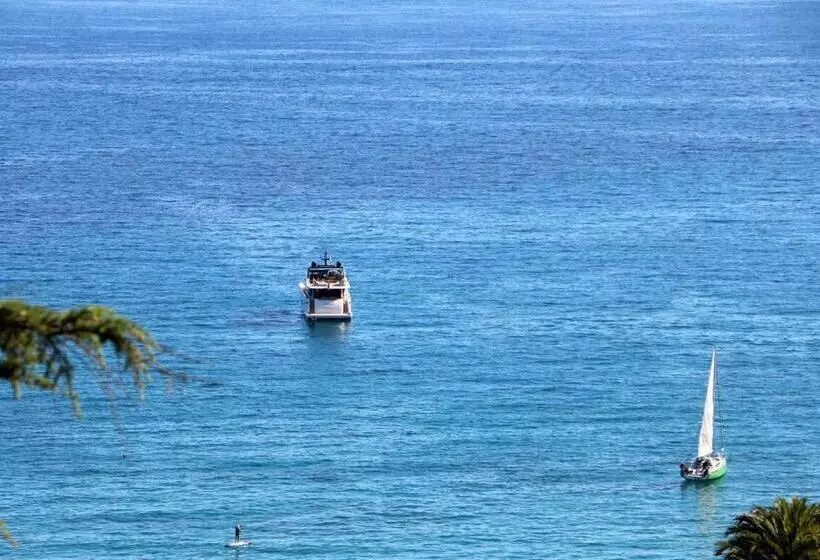 ホテル Agriturismo Un Mare Di Fiori