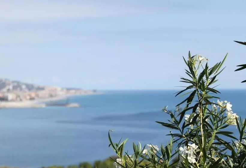 ホテル Agriturismo Un Mare Di Fiori