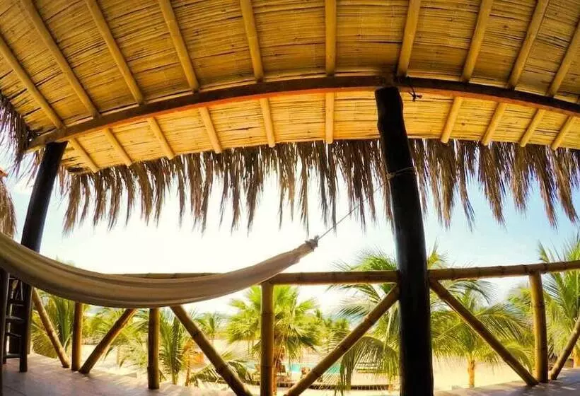 ホテル Bamboo Lodge Zorritos