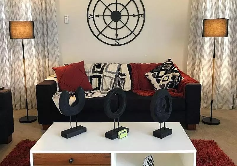 ホテル Flat Bush Holiday Accomodation
