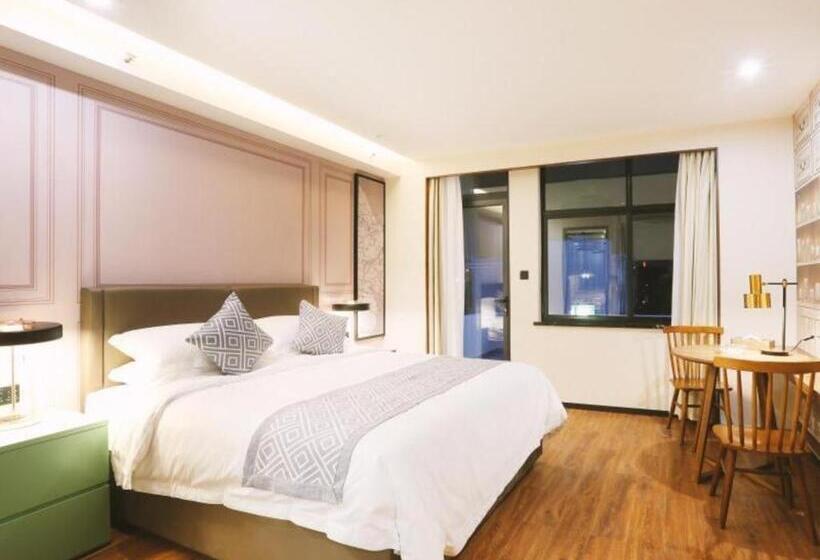 Gem Hotel Ningbo Jiangbei District Hongtang Haide Square