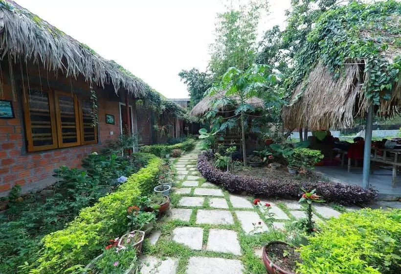 هتل Green Riverside Cosy Home 2