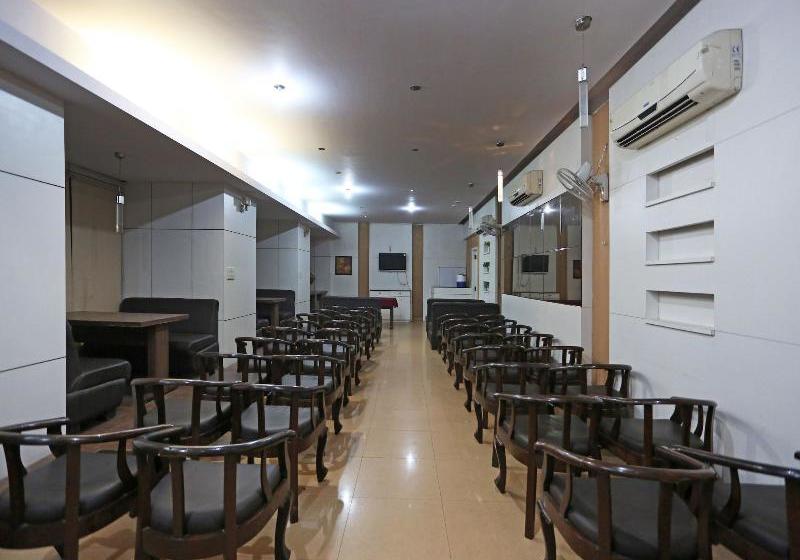 酒店 Kaushalya Residency By Oyo Rooms