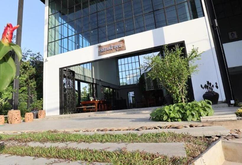 Отель Nornlamphun Boutique