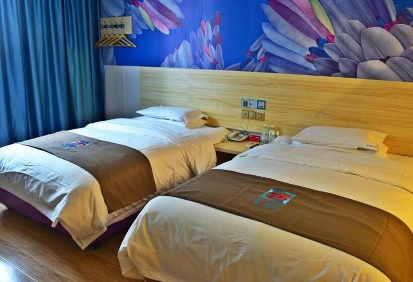 בית מלון כפרי Pai Hezhou Lingfeng Plaza