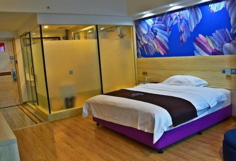 בית מלון כפרי Pai Hezhou Lingfeng Plaza