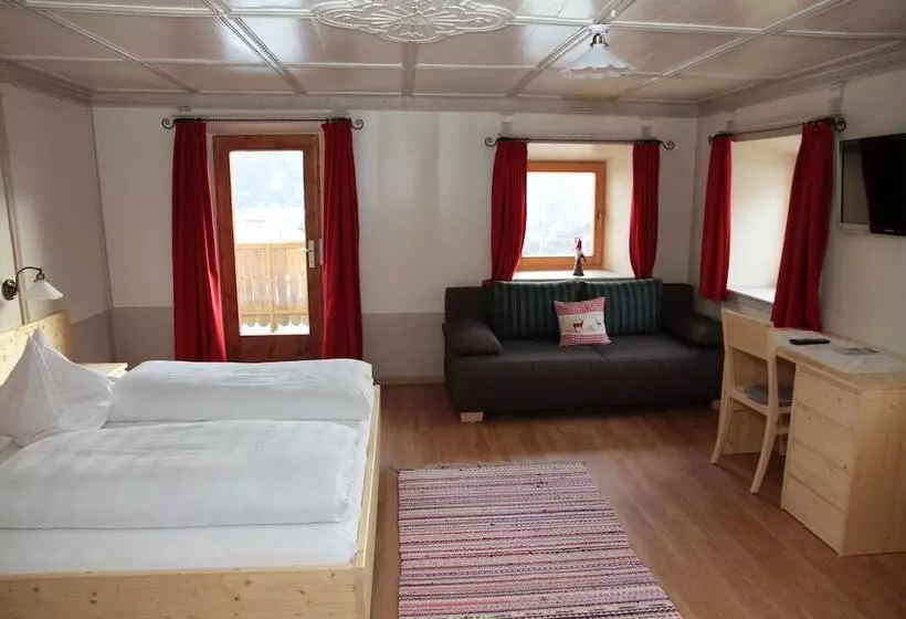 هتل Pension Aichner