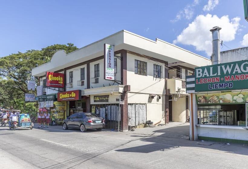 ホテル Pension Inn Marilao