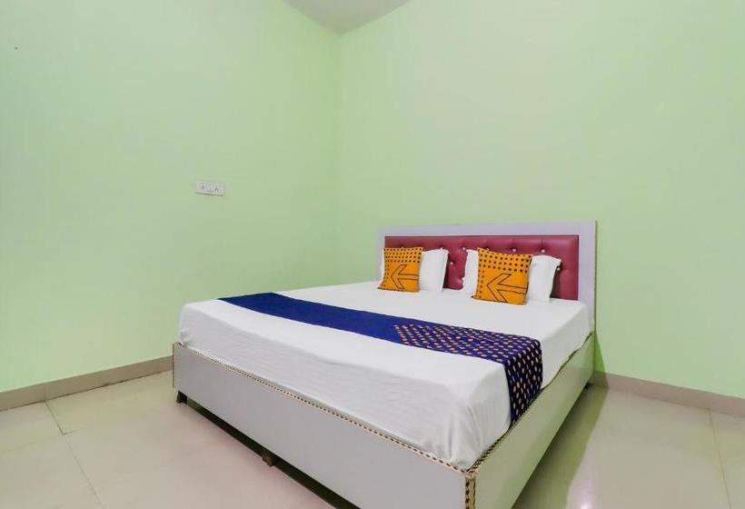 호텔 Spot On 79125  Green Valley