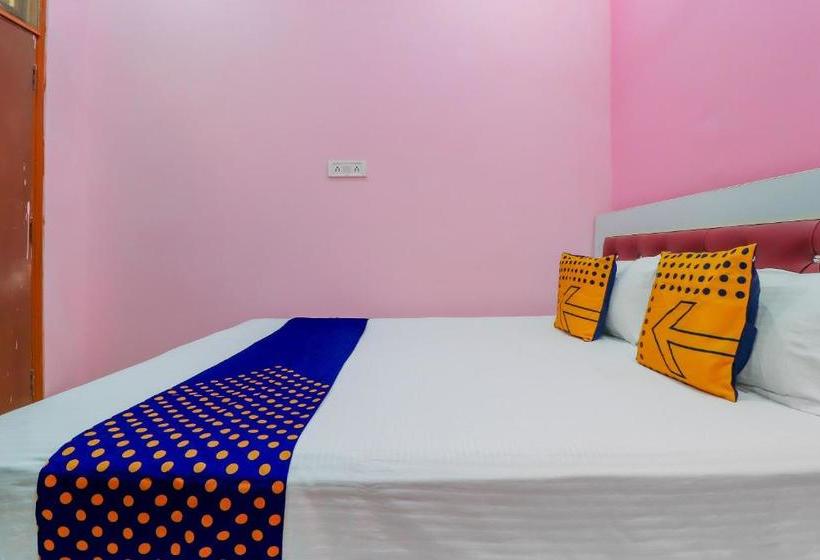 호텔 Spot On 79125  Green Valley