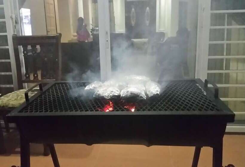 فندق Villa Solihin