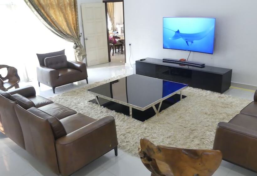 فندق Villa Solihin